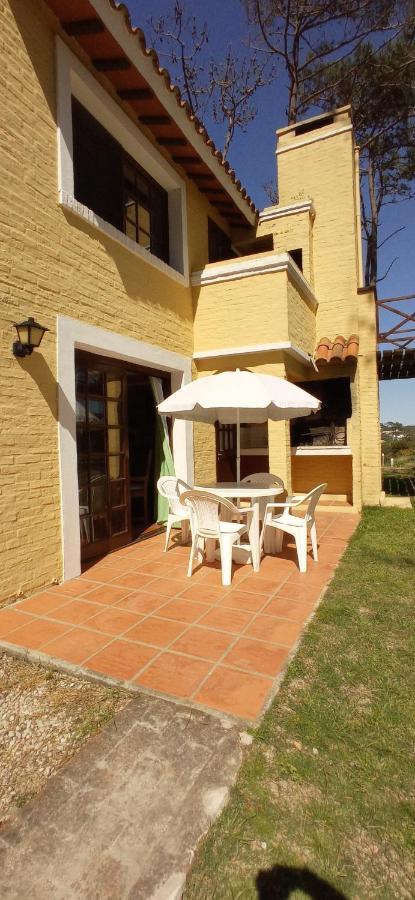 Aparthotel Pino Dorado à Manantiales Extérieur photo
