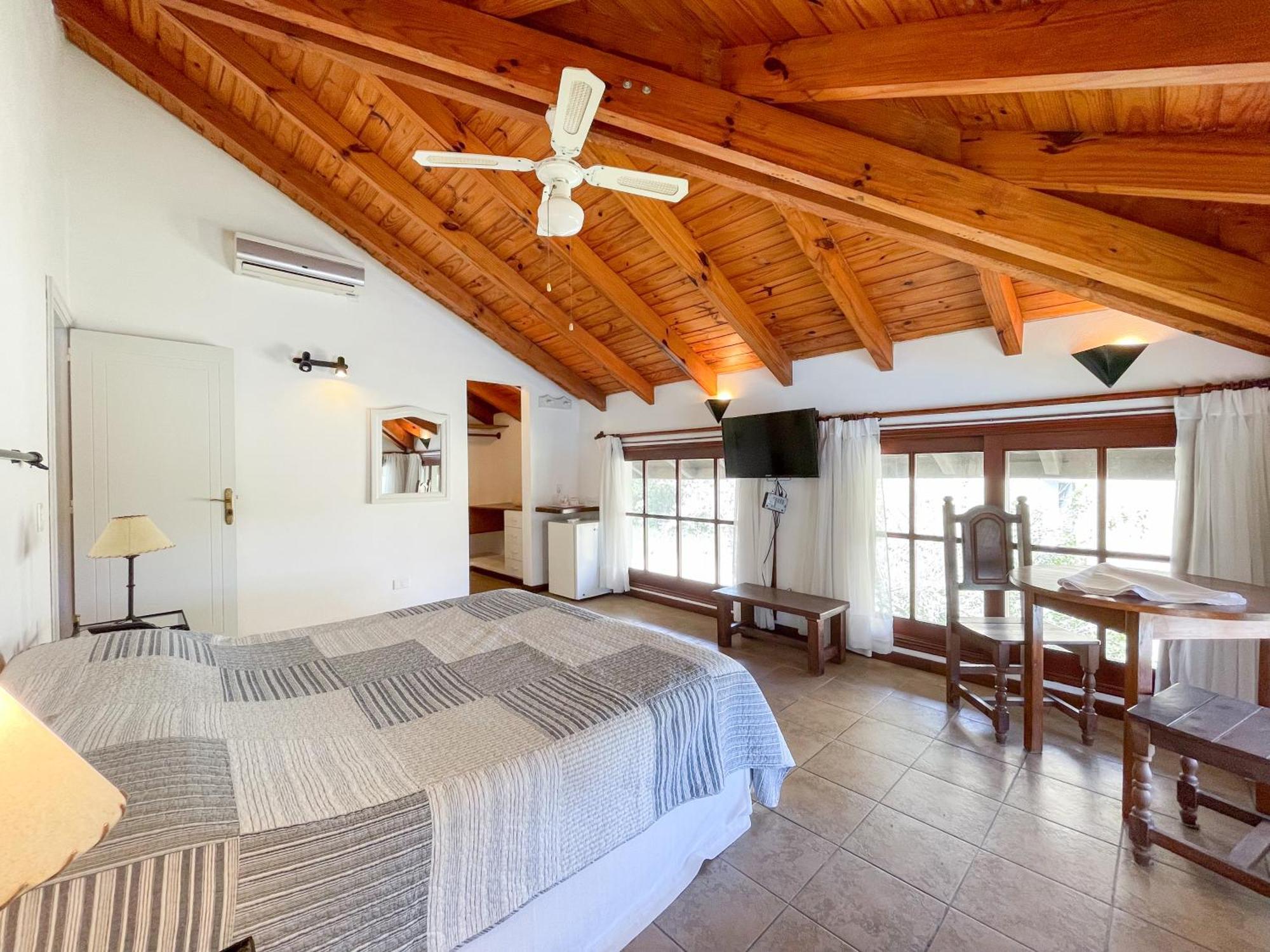 Aparthotel Pino Dorado à Manantiales Extérieur photo